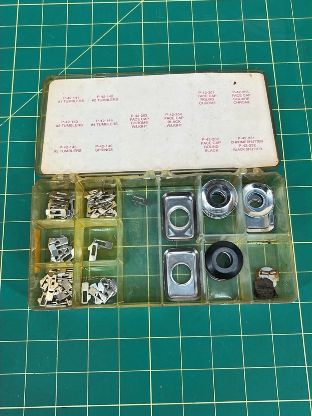 Vintage Ford Keying Kit A-42-104 Used 10 Wafer Tumbler Style - Check Pictures